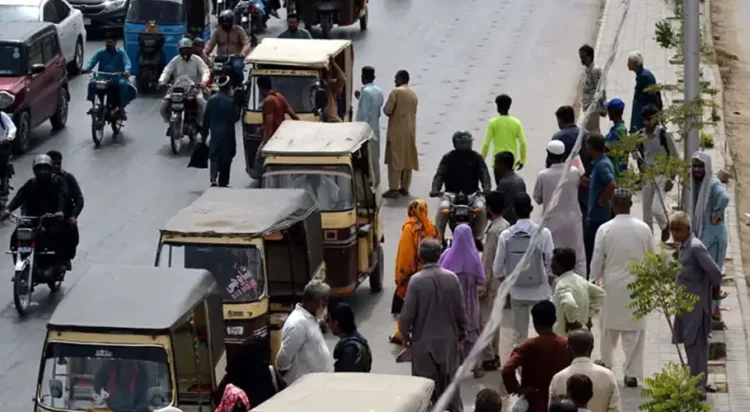 With Chingchis and extended rickshaws already banned, citizens are marooned on roads after public bus operators’ strike.—PPI