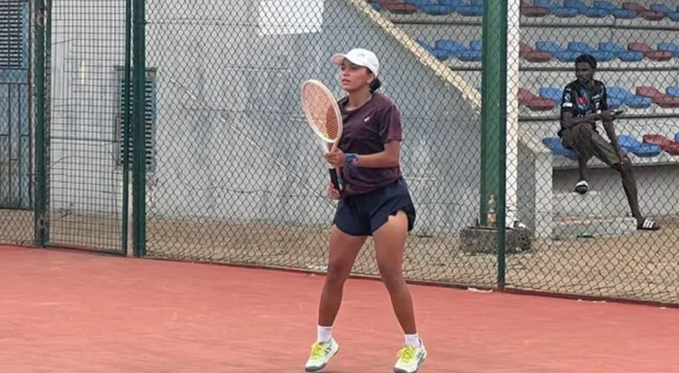 This file photo shows Pakistan’s junior tennis player Soha Ali (Image: Geo Super)
