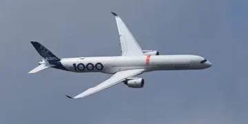 An Airbus A350-1000 flies during the Farnborough Airshow, in Farnborough, Britain, July 21, 2026. REUTERS/Jaimi Joy