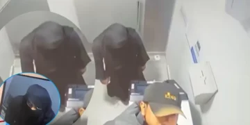 Bank operations manager Arsalan orchestrated the heist alongside his accomplice, Rehan. Arsalan used his access keys to unlock the ATM machine. To conceal his identity, he wore a burqa (veil) and a face mask.