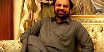 Ghulam Rasool Unar has approached a Karachi sessions court claiming that his former wife had deceived him into a video-call marriage by using AI-generated and digitally altered photographs that allegedly concealed her true appearance.
