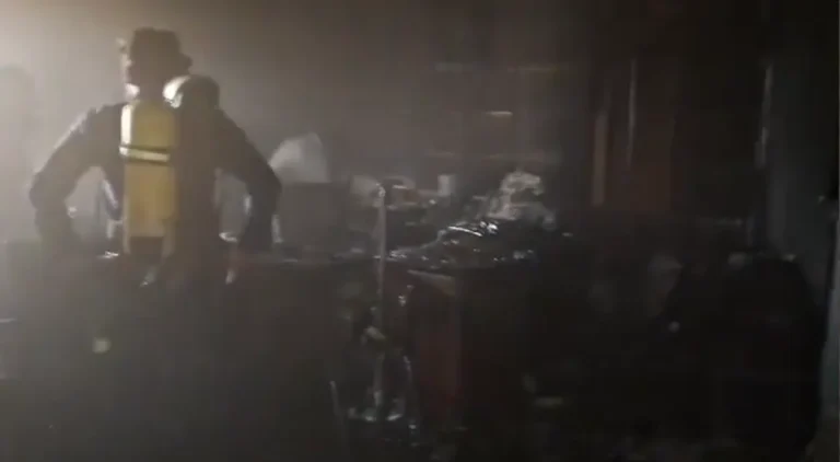 mayor khi office fire
